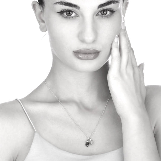 MadamLili Silberkette mit Moldavit Tropfen – Tannenzapfen-Anhänger, 925 Sterling Silber.