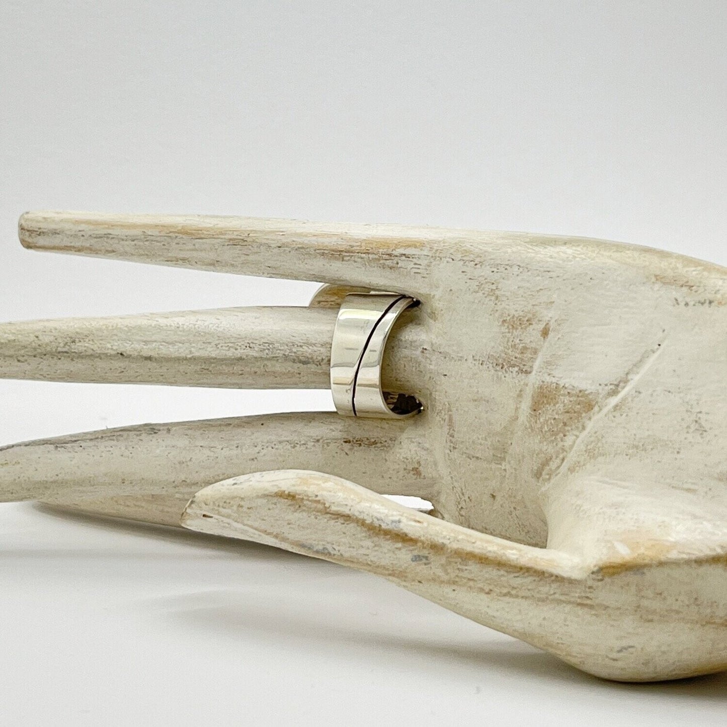 Silberring Obsidian lichtgrün 1 x 4 cm, handgefertigt von Tipico-eigenArt, elegantes, längliches Design.