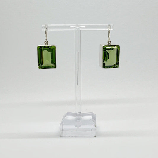 Ohrhänger Obsidian lichtgrün, rechteckig, 1,5 x 2 cm, facettierter Stein an Silberhaken