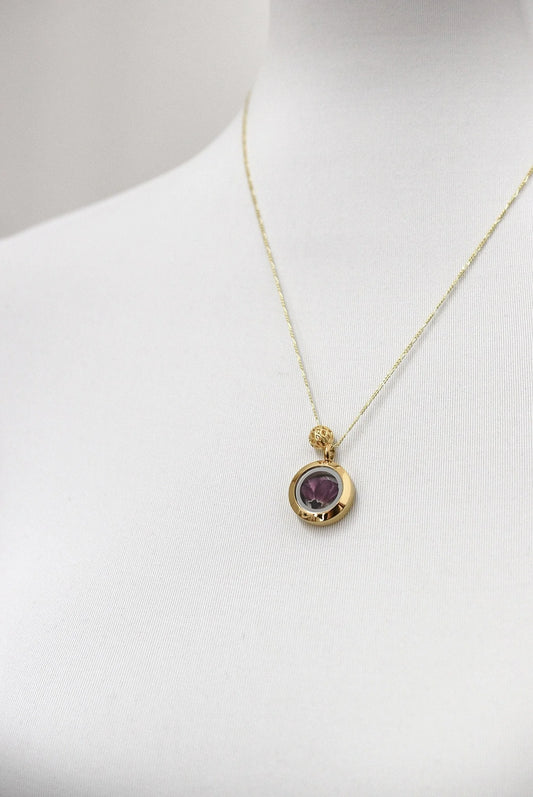 MadamLili Silberkette vergoldet mit Japanische Kirschblüte Medaillon – echtes Kirschblüten-Glas.