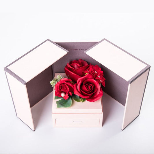 Romantische Rosenstrauß Geschenkbox - Perla d'Oro