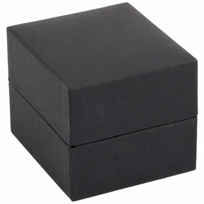 Ringetui aus Kunstleder mit Velour-Einsatz – außen 46 × 52 × 43 mm, innen 41 × 41 × 30 mm, schwarze Klappbox