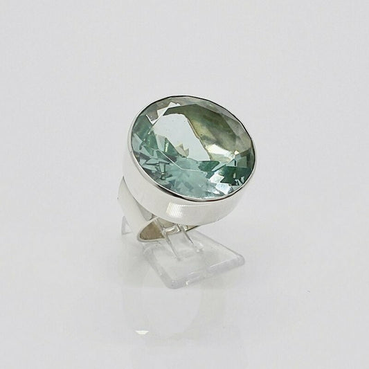 Silberring mit rundem meerblauen Obsidian, Durchmesser ca. 2 cm, Silberfassung