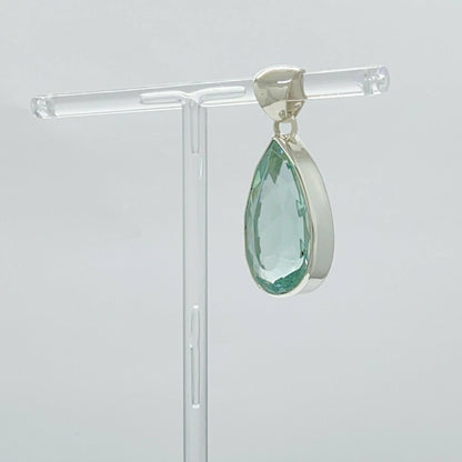 Silberanhänger Obsidian meerblau Tropfen, 1,5 × 3 cm, handgefertigt, Sterlingsilber-Fassung