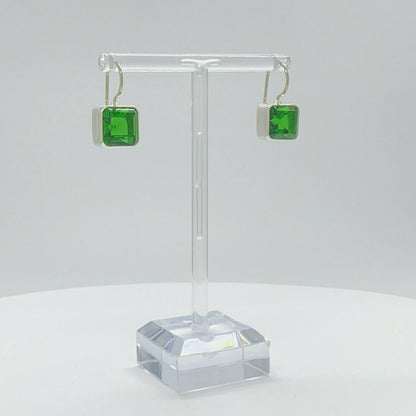 Ohrhänger Obsidian smaragdgrün Quadrat 1 x 1 cm von Tipico-eigenArt – handgefertigte Eleganz in Silber.