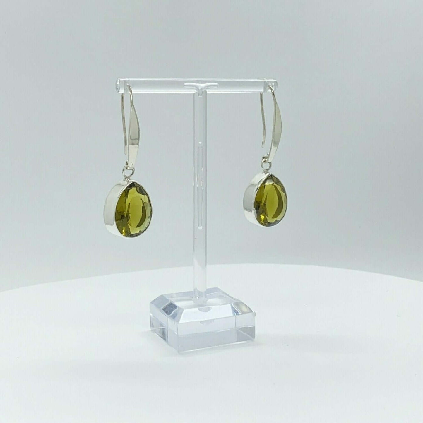 Ohrhänger aus Obsidian goldbraun Tropfenform, 1,5 × 2 cm, 925er Silber, Designhaken