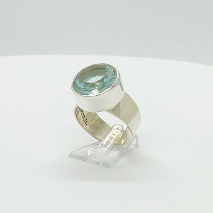 Silberring Obsidian meerblau Rund 1,5 cm von Tipico-eigenArt – handgefertigt mit edlem Glanz und organischer Form.