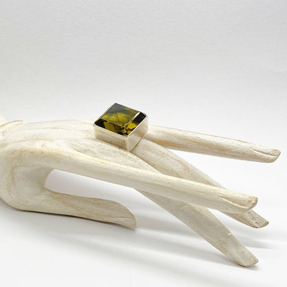 Silberring mit Obsidian goldbraun Quadrat 2x2 cm, handgefertigt in Deutschland.