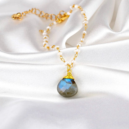 Edelsteinarmband mit Süßwasserperle & Labradorit Tropfen - Perla d'Oro