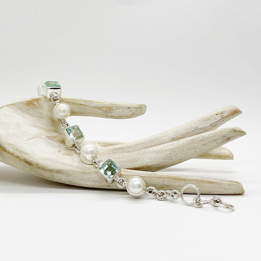 Obsidian Armband Meerblau aus 925er Silber mit Perlen – handgefertigtes Unikat von Tipico-eigenArt