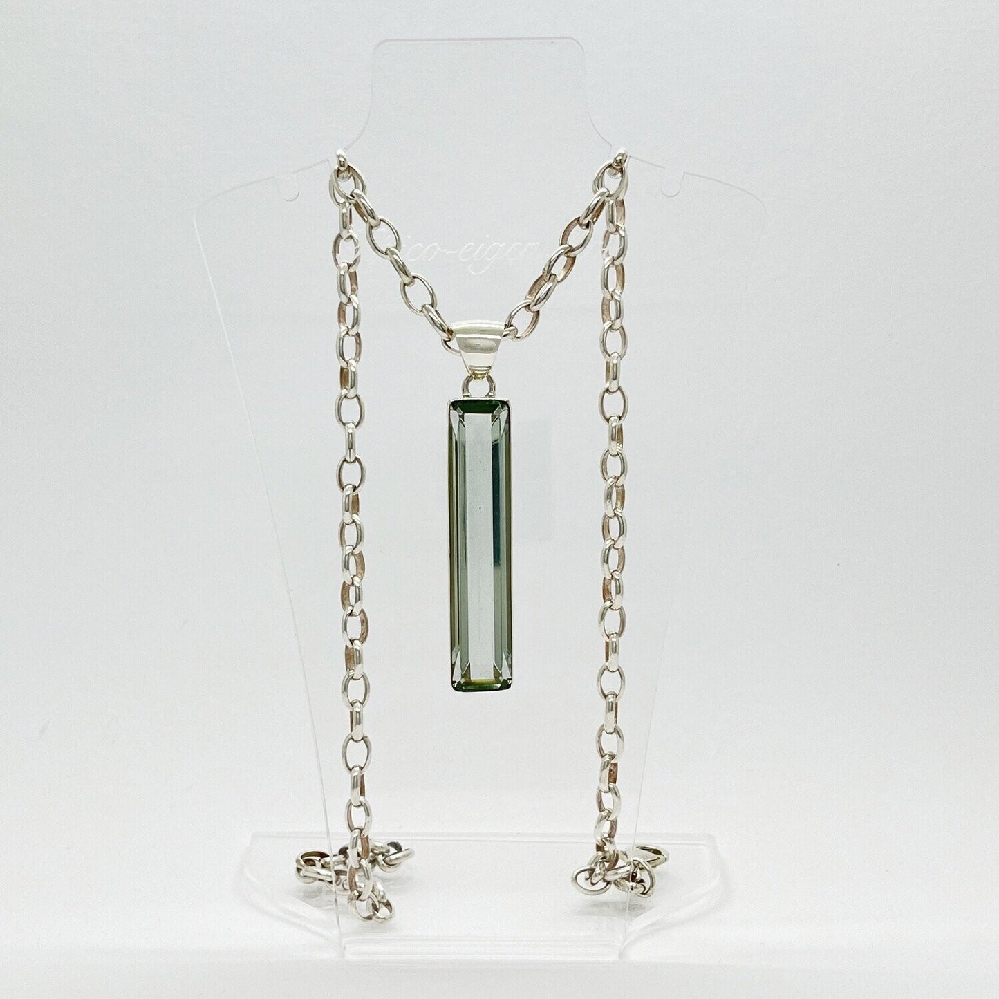 Silberanhänger Rechteck aus meerblauen Obsidian, ca. 1×5 cm, mit 925er Sterlingsilberkette.