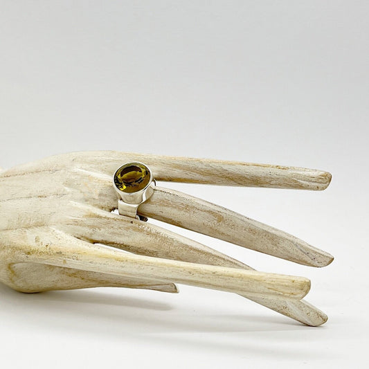 Silberring mit goldbraunem Obsidian, runder facettierter Stein Ø ca. 1,5 cm