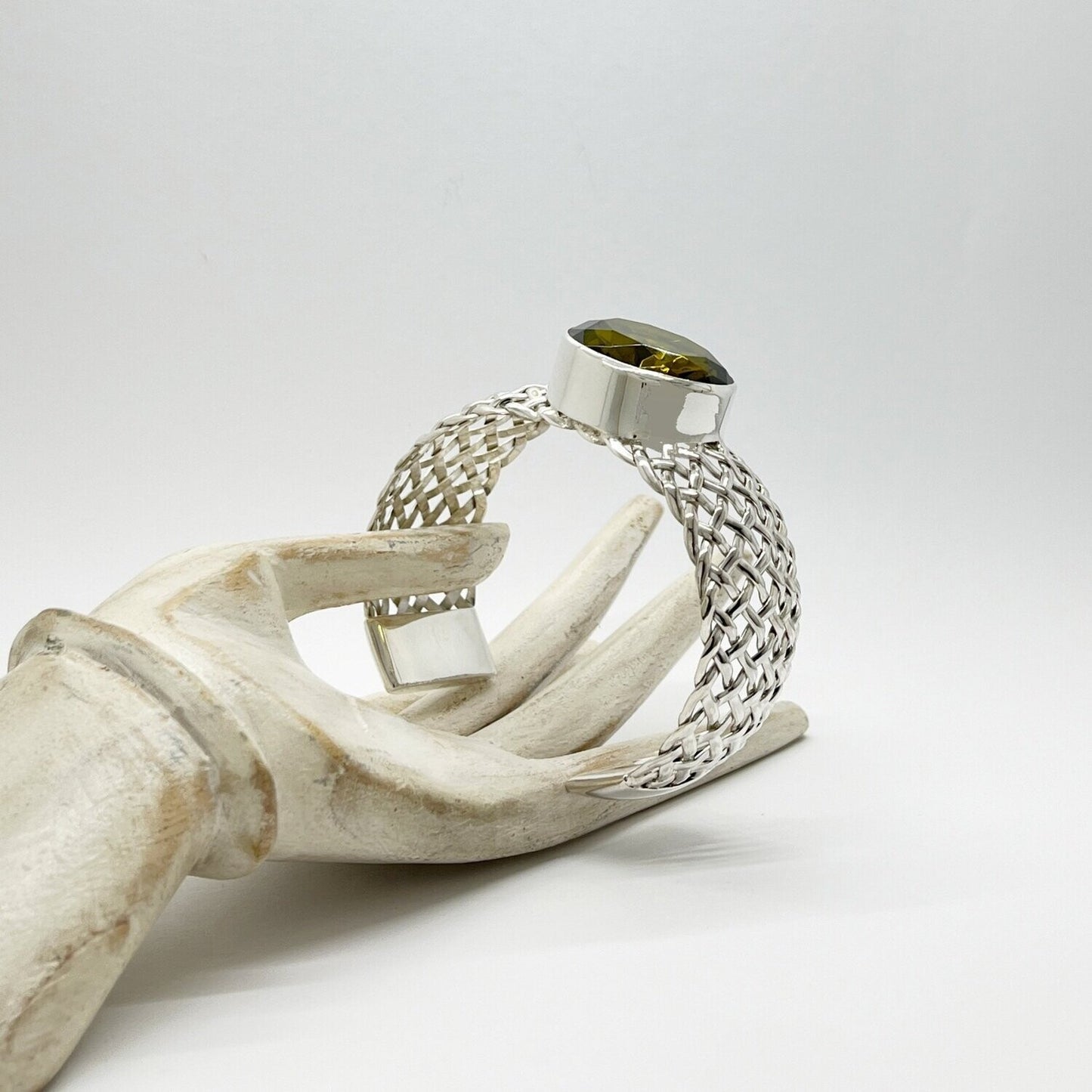 Armspange Obsidian goldbraun rund – massiver 925er Silberarmreif mit rundem goldbraun schimmernden Obsidian