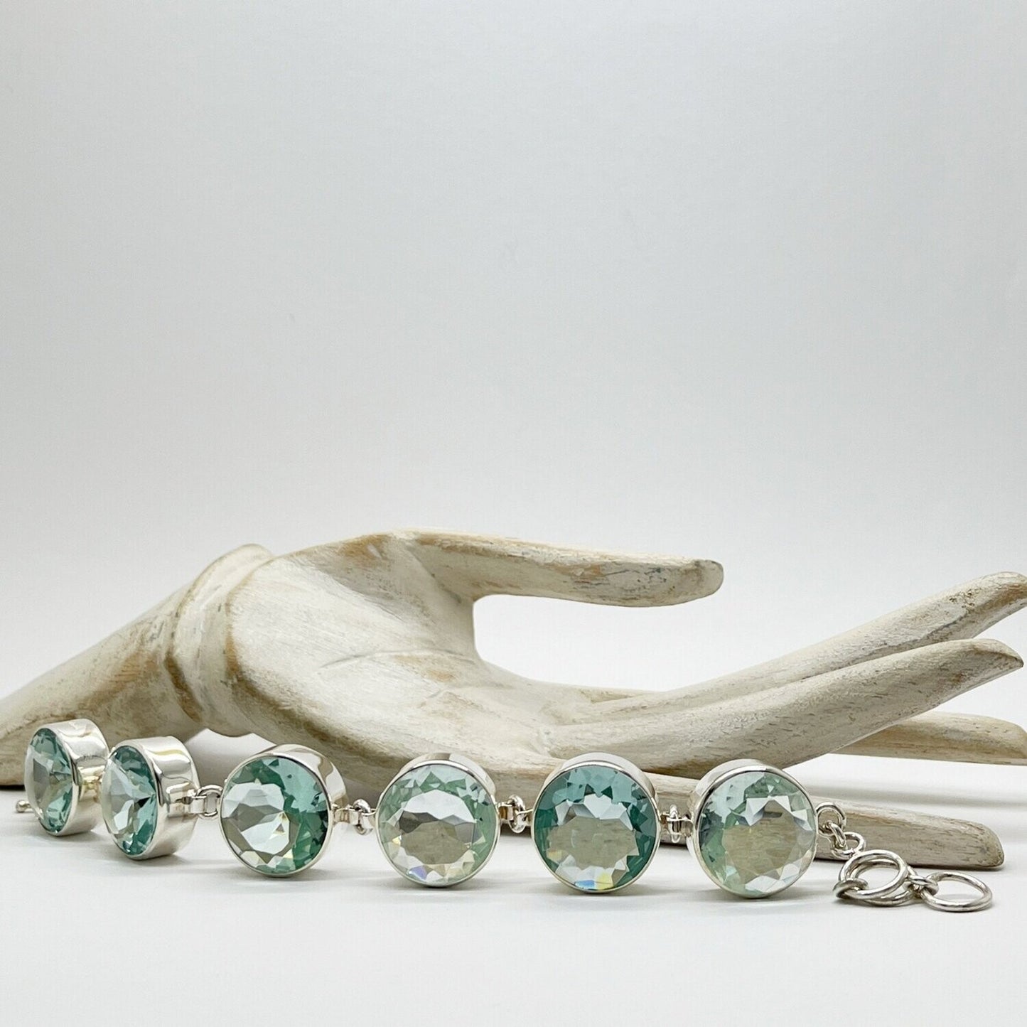 Obsidian Armband meerblau aus 925 Silber, runde 2 cm Obsidian-Steine, handgefertigtes Unikat