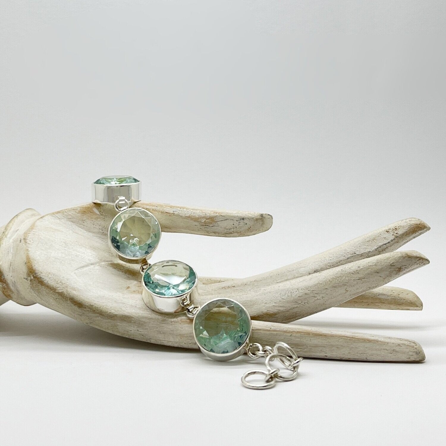 meerblaues Obsidian-Armband aus massivem 925er Silber, runde 2 cm Steine.