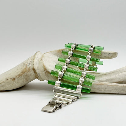 Obsidian Armband smaragdgrün Modern Organ Pipes – silbernes Gliederarmband mit grünen Röhren