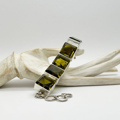 Tipico-eigenArt Obsidian-Armband goldbraun aus 925 Silber, quadratische 2,2 cm Steine, handgefertigtes Unikat.