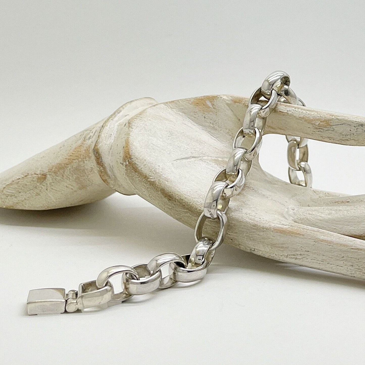 Silberarmband Catena Argento aus 925er Sterlingsilber, handgefertigt, klassisches Kettendesign, moderne Eleganz.