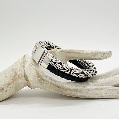 Armband 925 Silber & Leder Dualis von Tipico-eigenArt, geflochtenes Leder mit Silberschließe, maskuline Raffinesse