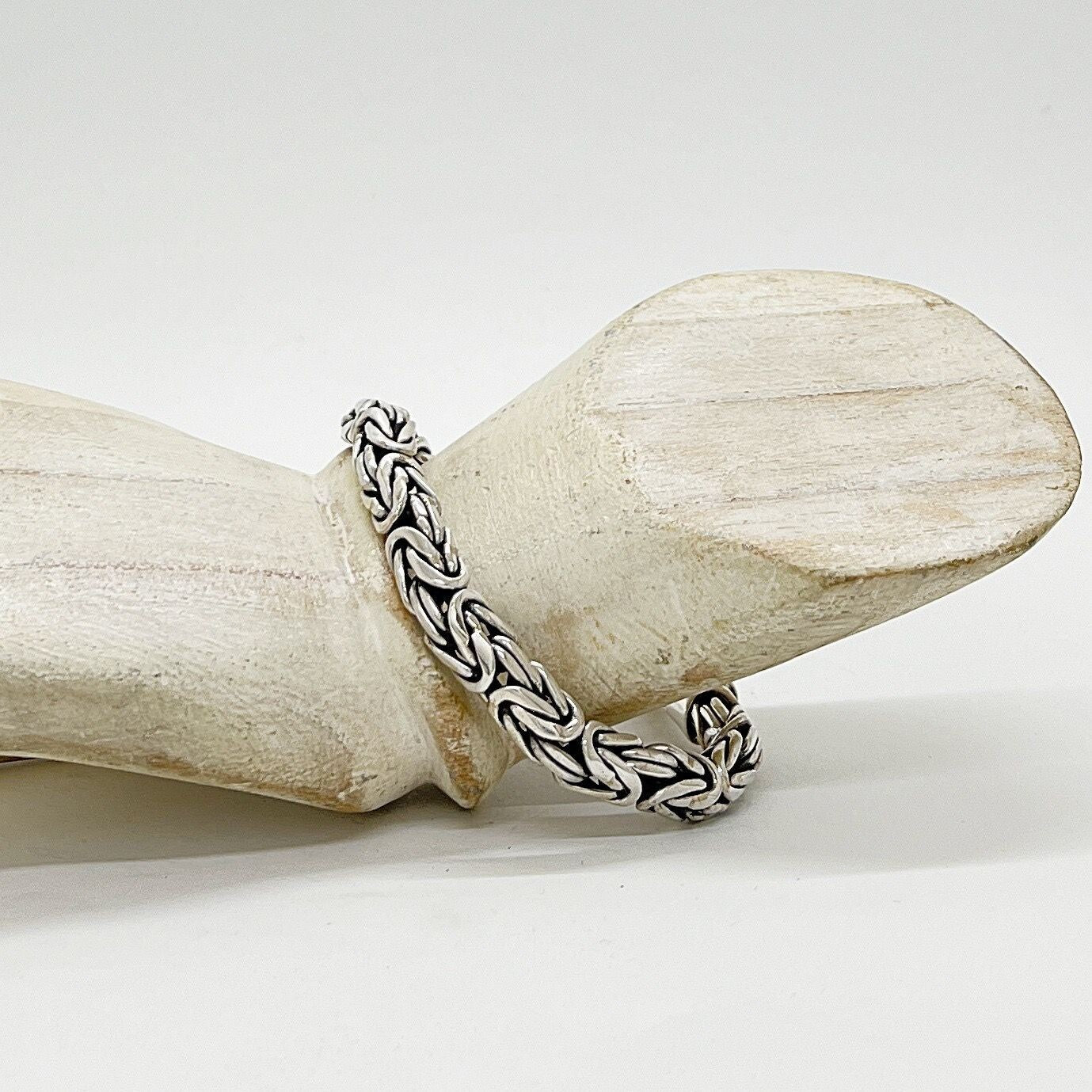 Unisex Armband Argentia aus 925 Sterling Silber von Tipico-eigenArt – markante Silber-Gliederkette.