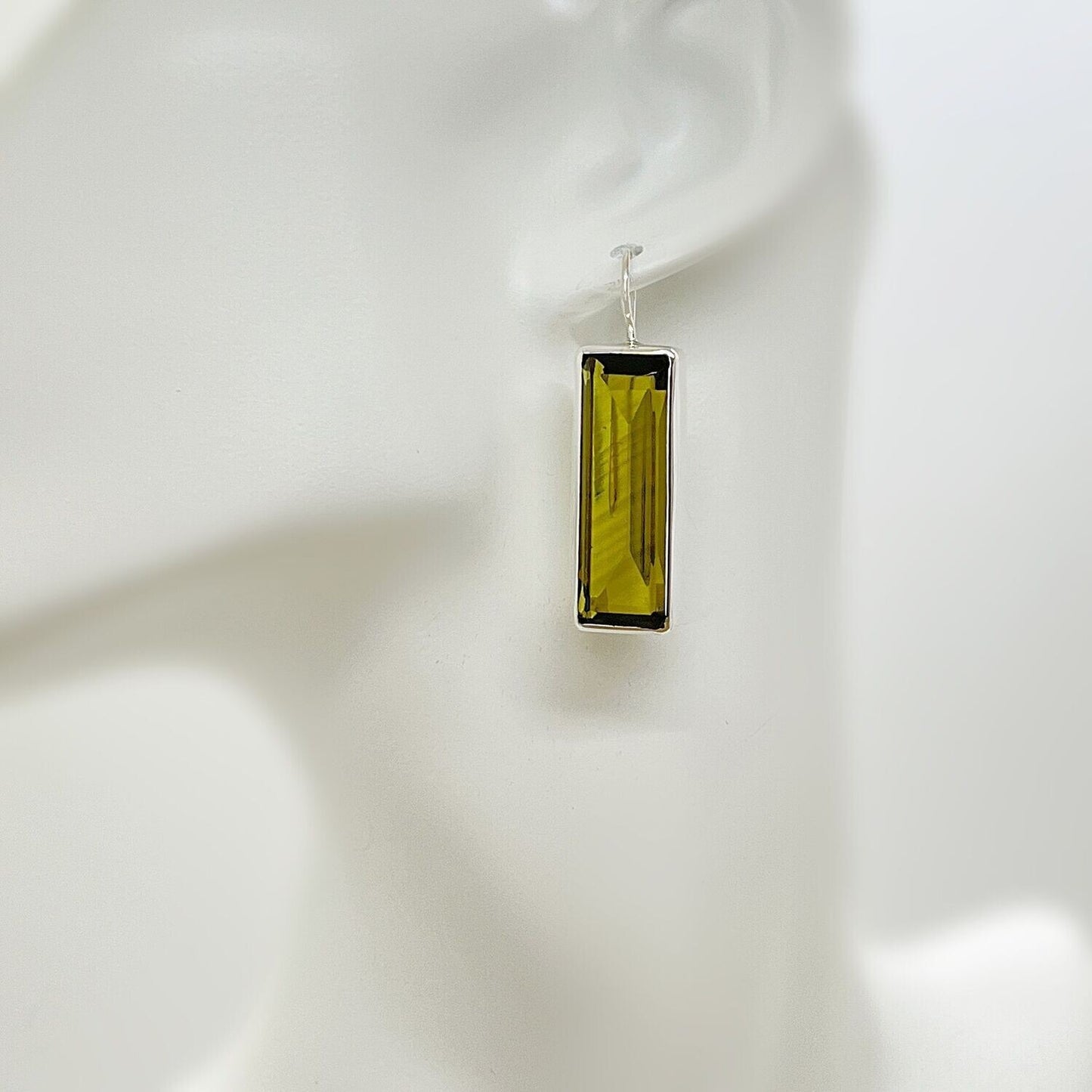 Ohrhänger Obsidian goldbraun, rechteckig 1 x 3 cm, 925er Silber, massiv, poliert, handgefertigt.