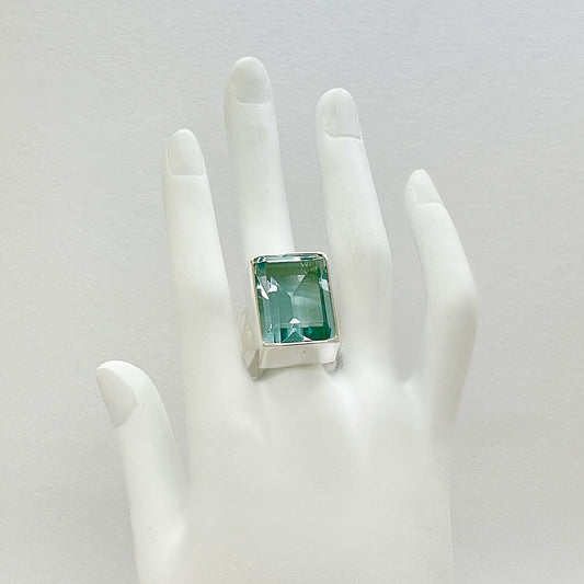 Silberring Obsidian meerblau Rechteck 1,5 x 2 cm von Tipico-eigenArt – eleganter Eyecatcher aus Naturstein.