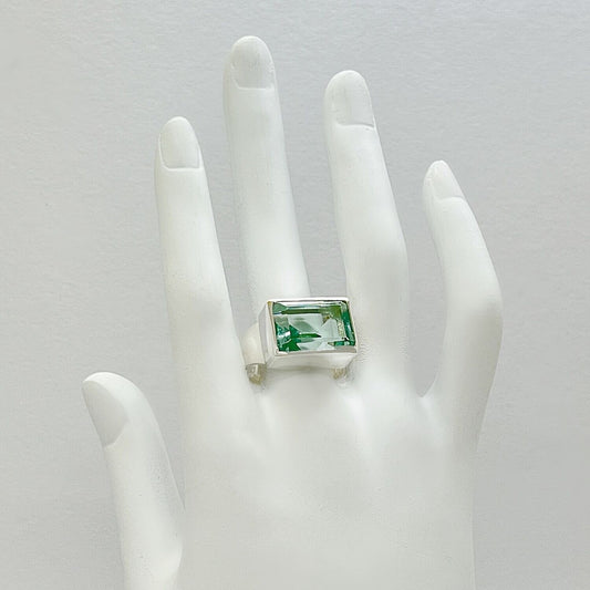 Silberring mit rechteckigem meerblauem Obsidian (ca. 1 × 1,5 cm) in silberner Fassung – handgefertigtes Unikat