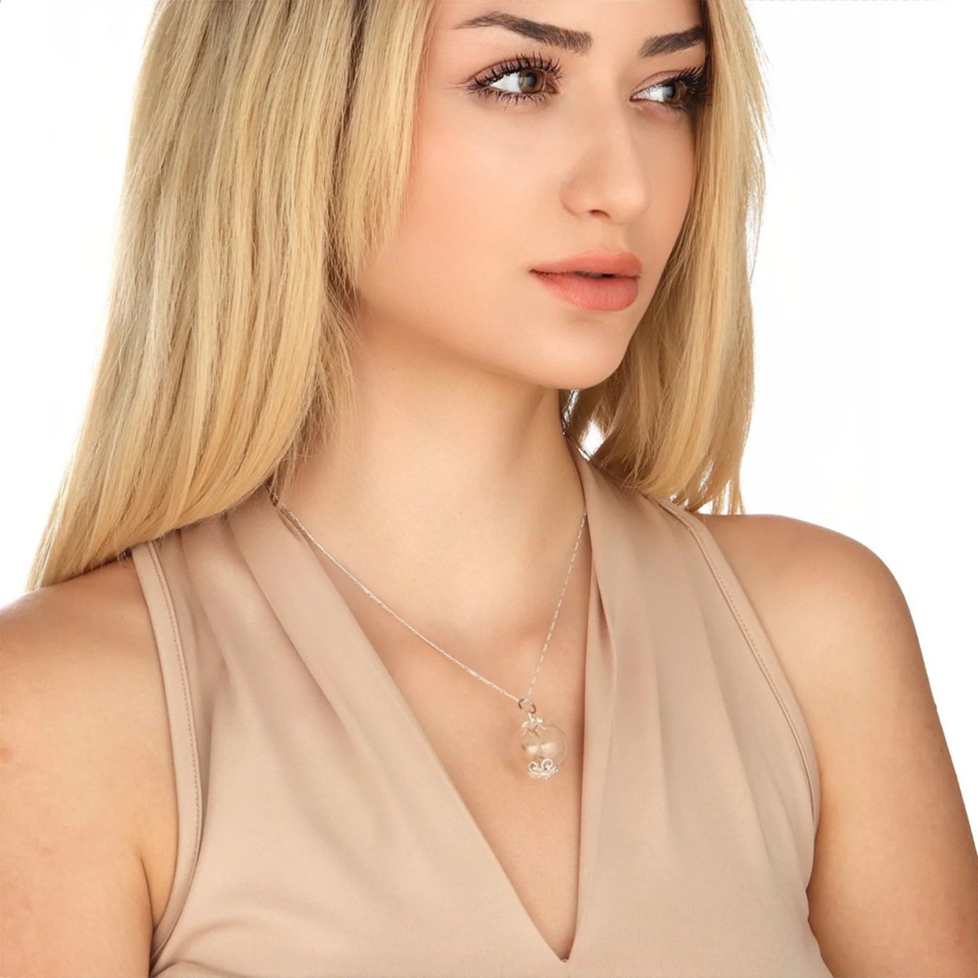 Silberkette mit Pusteblumen Glaskugel Anhänger – MadamLili, mundgeblasener Glasanhänger.