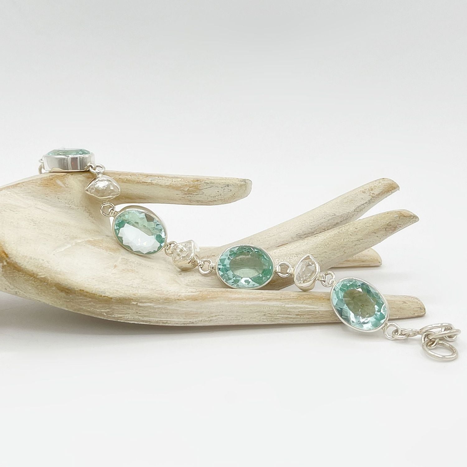 Armband Obsidian Oval Meerblau mit Herkimer Diamanten aus 925er Sterlingsilber, handgefertigt.