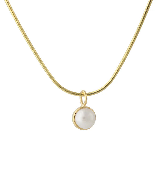 Silberanhänger mit 6 mm Süßwasserzuchtperle, 18ct vergoldet, an feiner Goldkette
