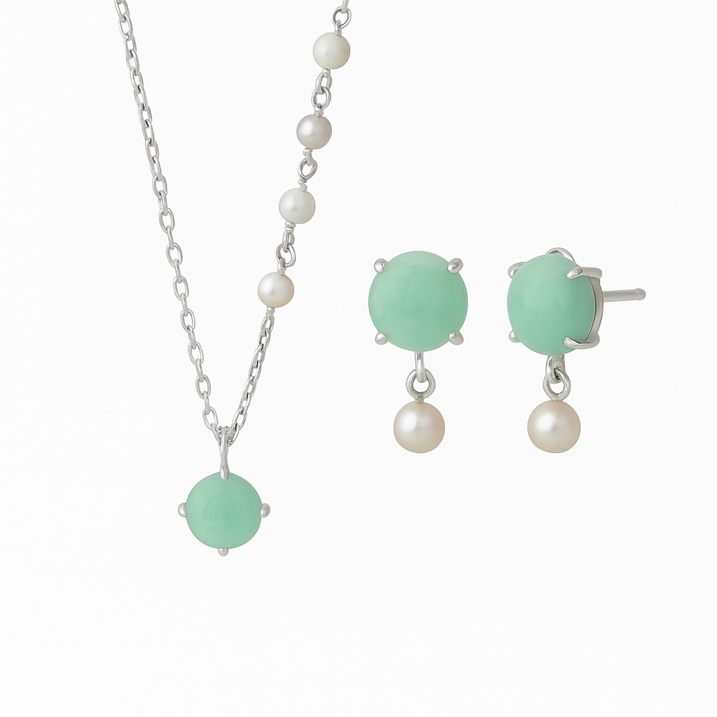 Schmuckset Amazonit & Süßwasserperlen: Kette mit grünem Amazonit-Anhänger, Ohrringe mit Perle aus 925er Silber.