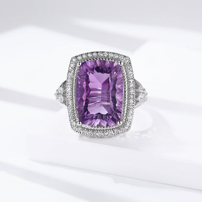 Amethystring aus Silber mit modernem Millennium Schliff