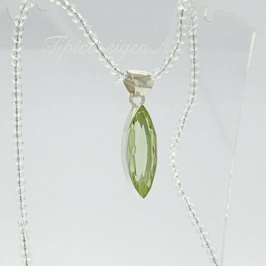 Anhänger Obsidian lichtgrün Navette 1 × 3 cm an silberner Kette