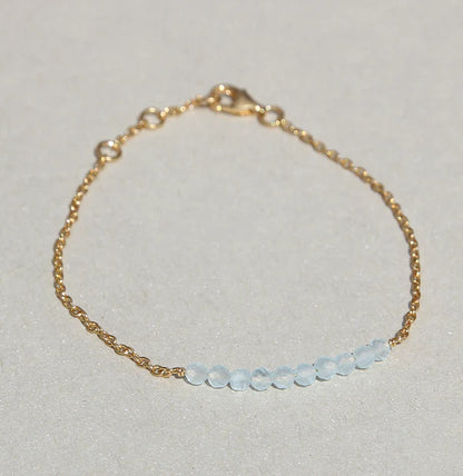 Vergoldetes Silberarmband mit Aqua Chalcedon, 18ct Gelbgold veredelt, 3,5 mm Chalcedon-Perlen