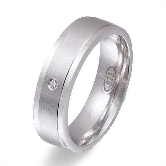 Damenring Grazia aus 925 Sterling Silber mit Zirkonia, flache klare Form und brillantgeschliffenem Stein