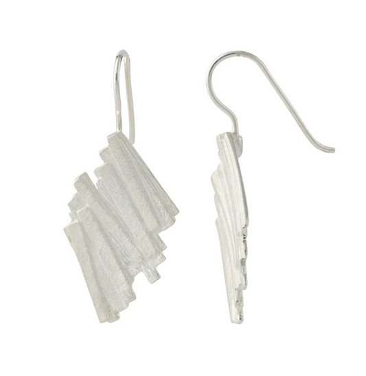 Silberohrstecker Eldorado aus 925er Silber mit gestufter, strukturierter Rechteckform