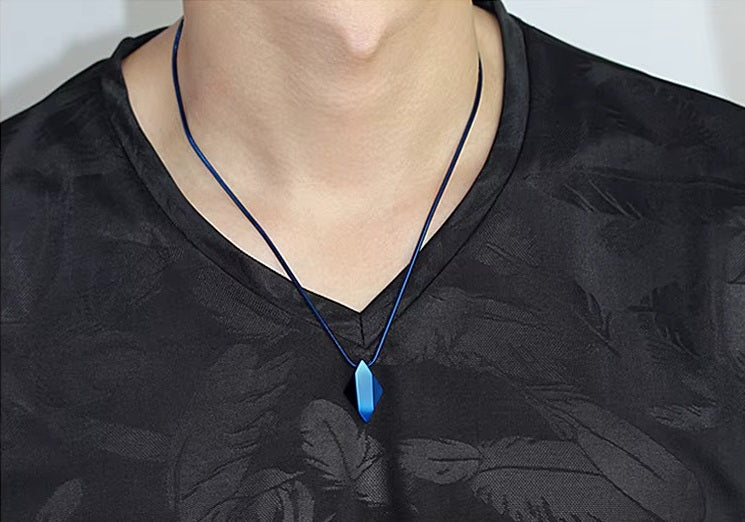 Edelstahlkette Titan Noir Blue mit Wolfram Anhänger - Perla d'Oro