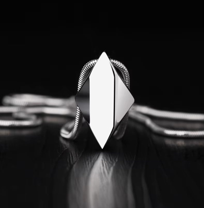 Edelstahlkette Titan Noir Silver mit Wolfram Anhänger - Perla d'Oro