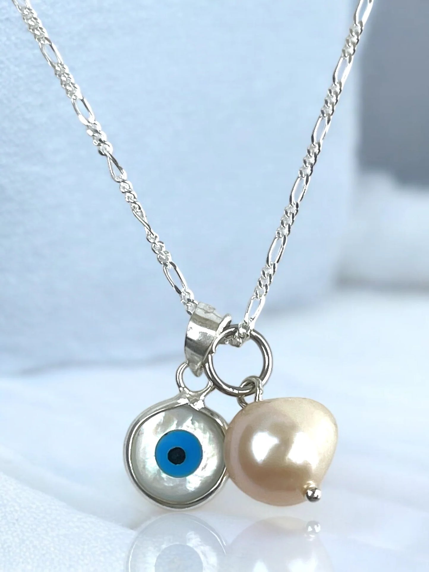 MadamLili Silberkette mit Nazar Auge und Süßwasserperle-Anhänger – elegante 925er Silberkette mit Doppelanhänger