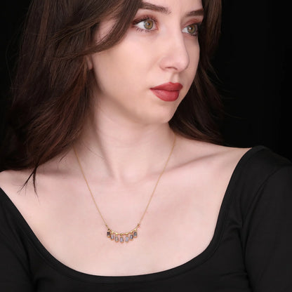 Labradorit Edelsteinkette vergoldet aus 925 Silber – MadamLili, sieben facettierte Steine