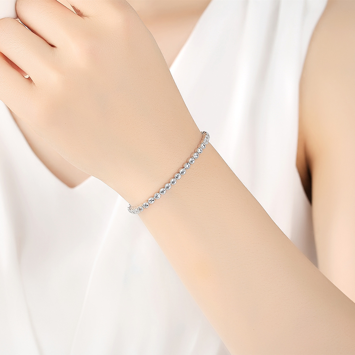 Koreanischer exquisiter Damenarmband aus Silber mit Zirkonia - Perla d'Oro #