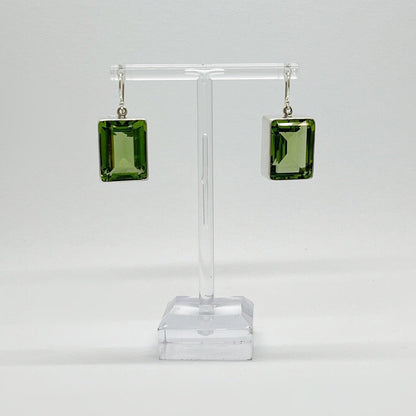 Ohrhänger Obsidian lichtgrün, rechteckig, 1,5 x 2 cm, facettierter Stein an Silberhaken