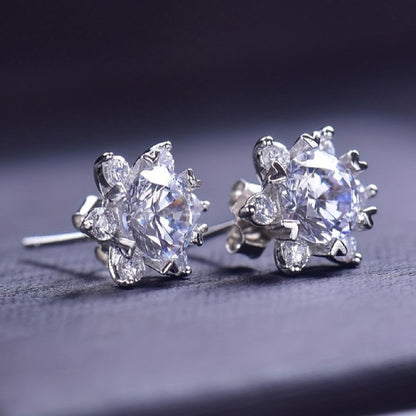 Moissanit Ohrstecker 0,80 Ct im Blumenmuster - Perla d'Oro