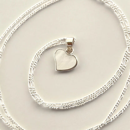 MadamLili Silberkette mit Perlmutt Herz Anhänger – handgefertigte 925 Silberkette mit Herzanhänger.