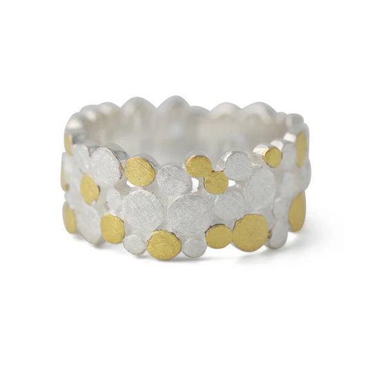 Silberring Constella 10 mm aus 925 Sterlingsilber mit 18ct Gelbgold-Akzenten; Punktdesign erinnert an Sternbild