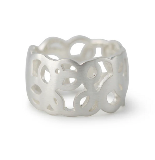 Silberring Marrakesch aus 925 Sterling Silber mit durchbrochenem Ornamentmuster und feiner Struktur.