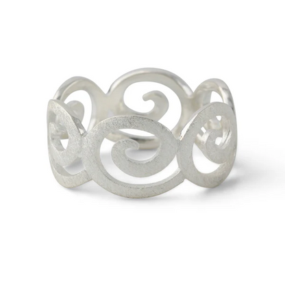 Silberring Ventus mit offener, geschwungener Form und moderner Leichtigkeit aus 925er Silber.