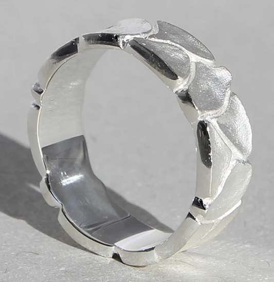 Silberring Strato Fino aus 925 Sterling Silber, handgefertigter Silberschmuck mit moderner Struktur