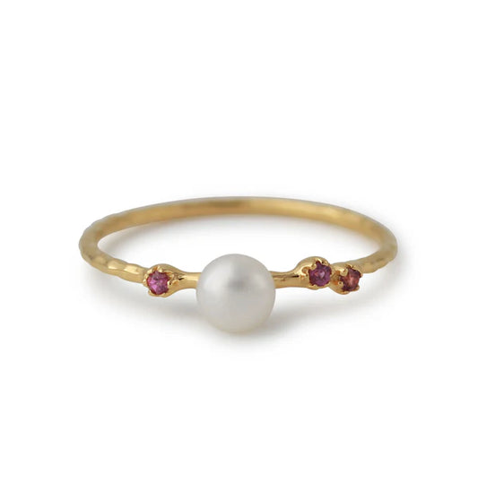 Vergoldeter Silberring mit Rhodolith und Süßwasserperle - Perla d'Oro