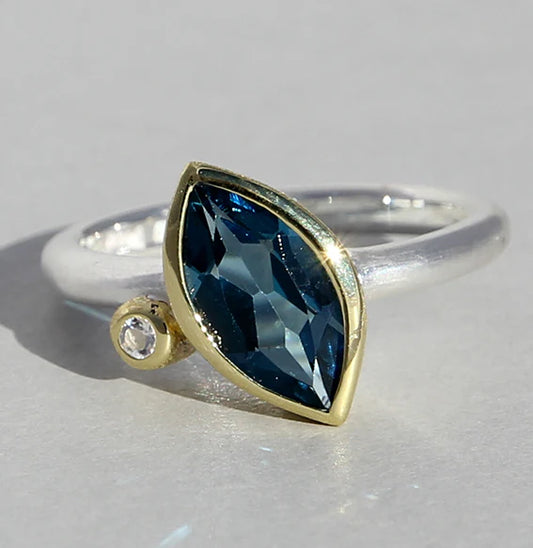 Silberring vergoldet mit London Topas und Bergkristall - Perla d'Oro